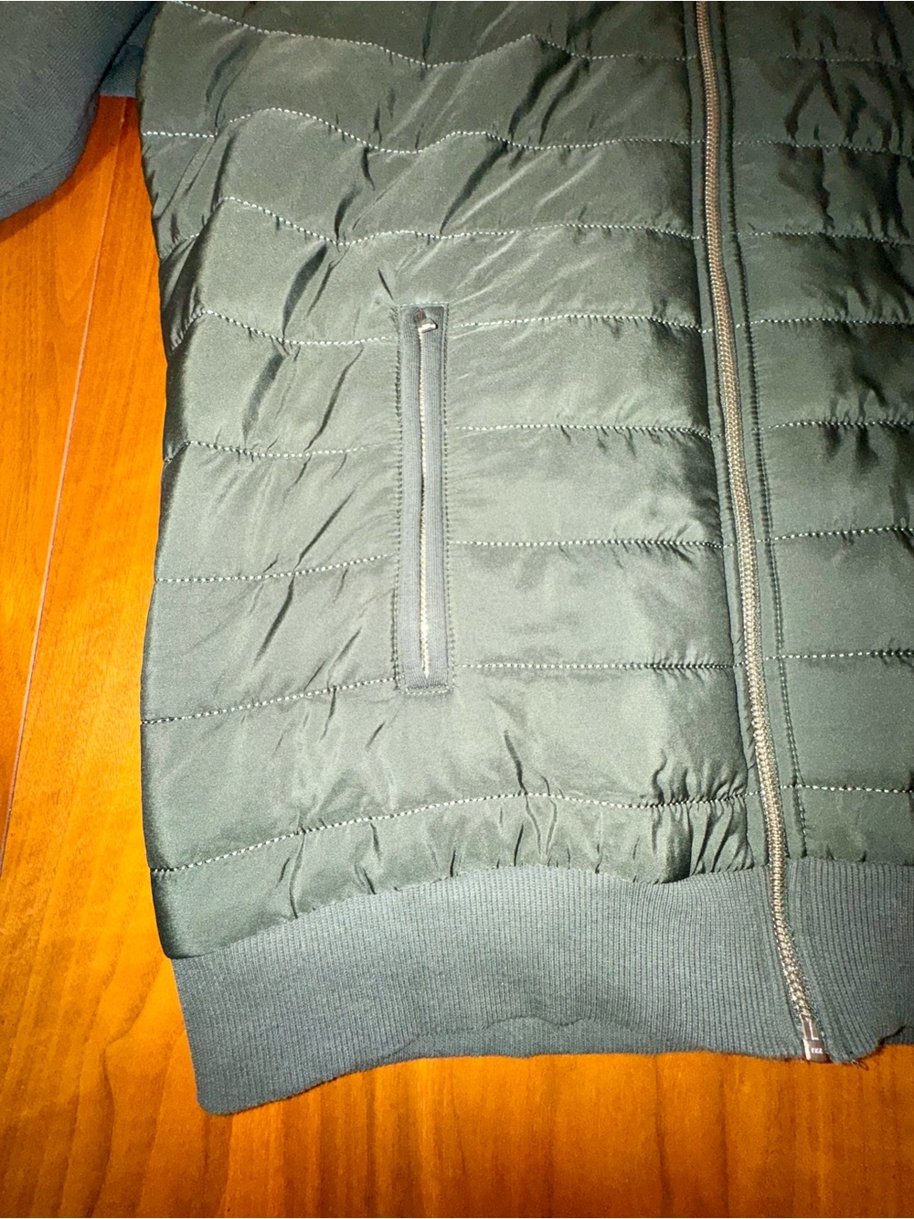 Reiss Quilted/Knit Hybrid Jacket with Standup Collar in Army Green, Size L - Picture 5 of 11